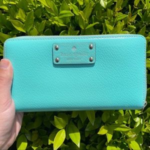 BRIGHT MINT KATE SPADE WALLET
